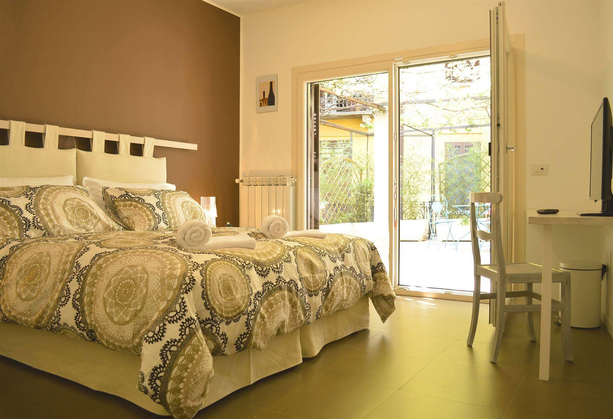 Room Inn Мілан Екстер'єр фото